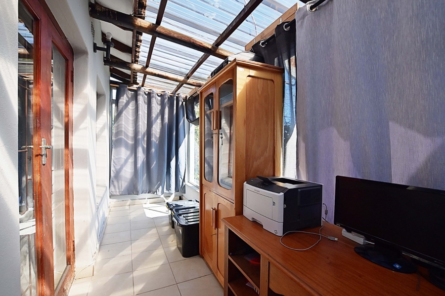 3 Bedroom Property for Sale in Table View Western Cape